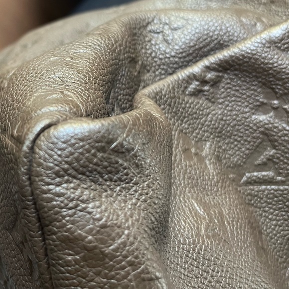 Louis Vuitton Artsy MM - Picture 6 of 10